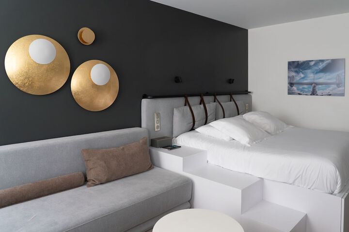 Room 48 of 86