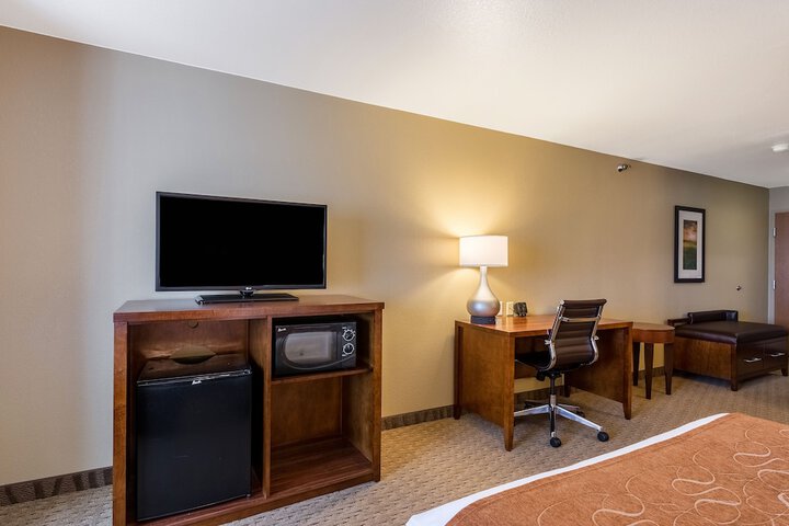 Room 3 of 48