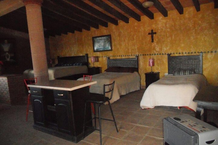 Room 12 of 81