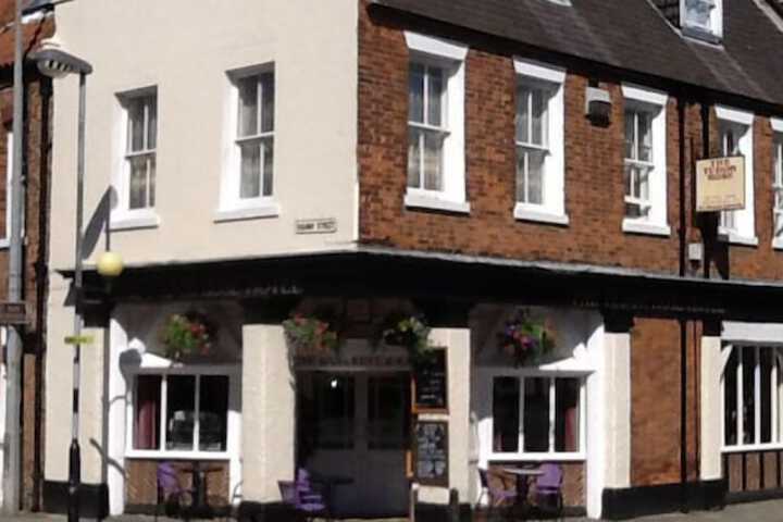The Tudor Rose Hotel