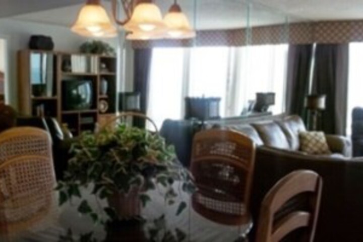 Room 10 of 27