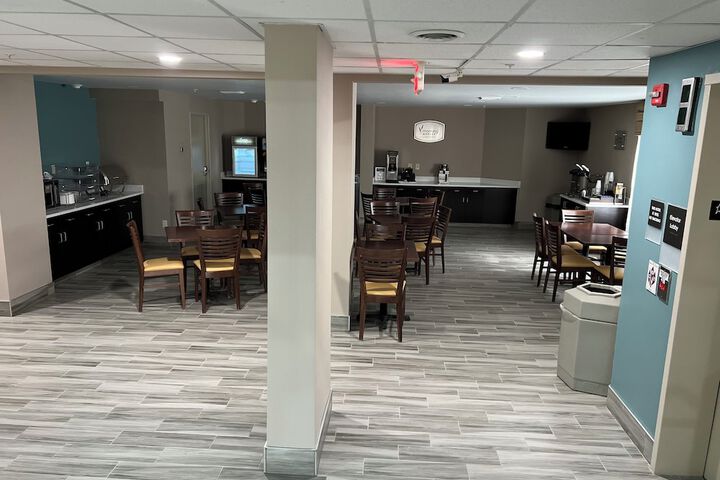 Breakfast area