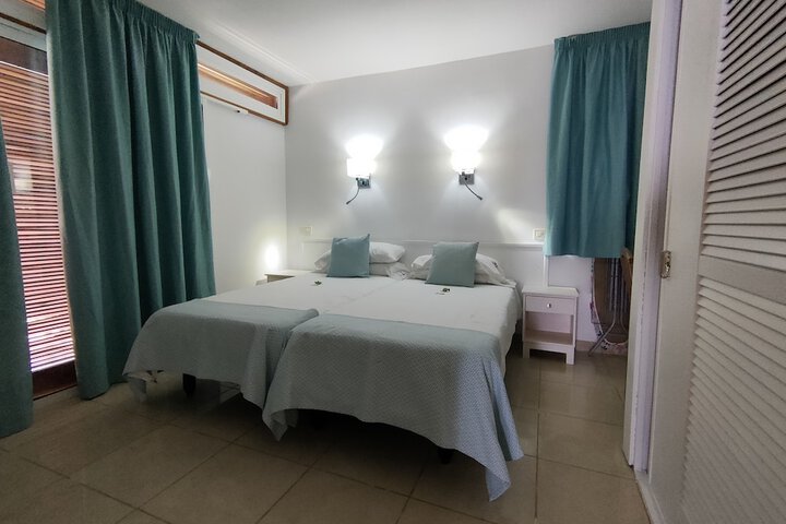 Room 26 of 108