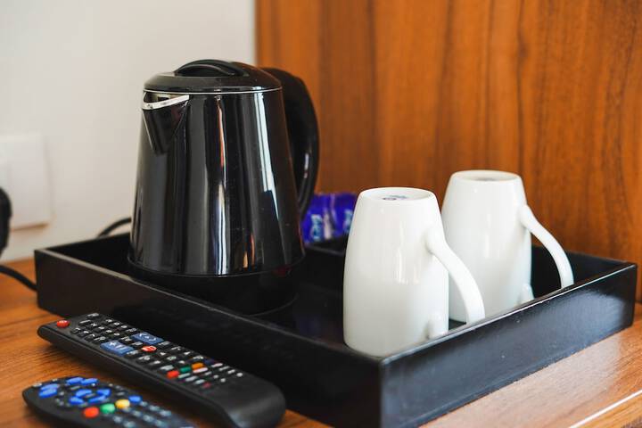 Breakfast/Coffee Service 15 of 38