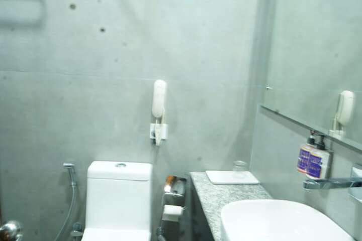 Room 66 of 111