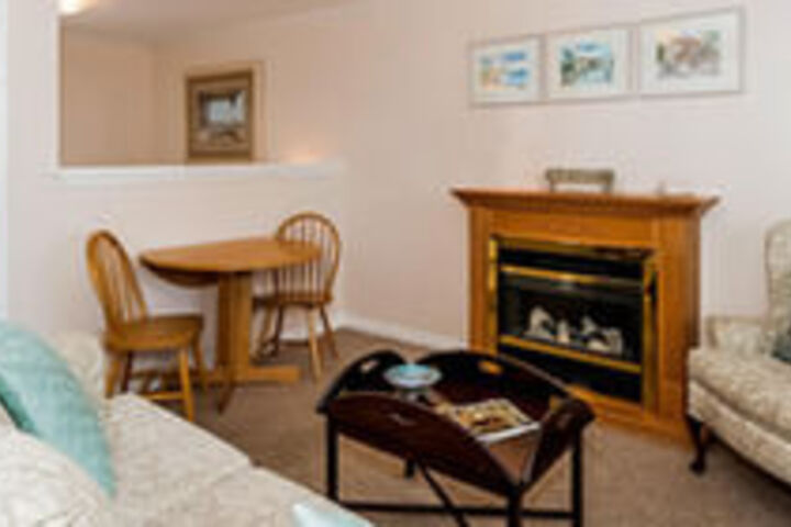 Room 33 of 111