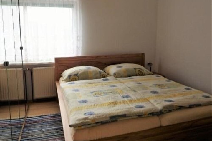 Room 2 of 3