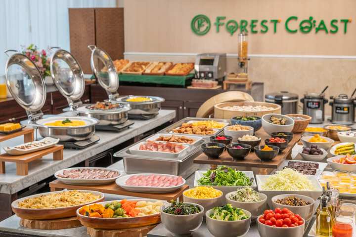 Breakfast buffet