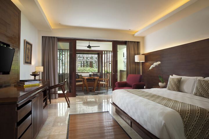 Room 8 of 36