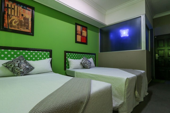Room 17 of 26