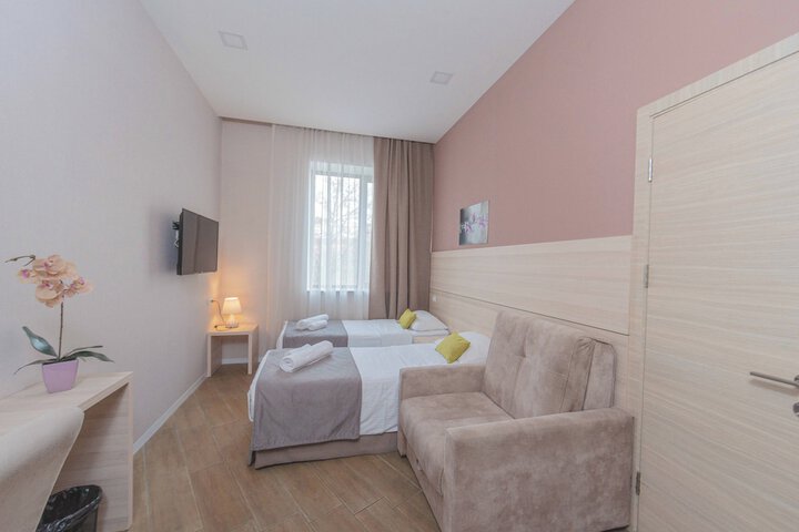 Room 14 of 69