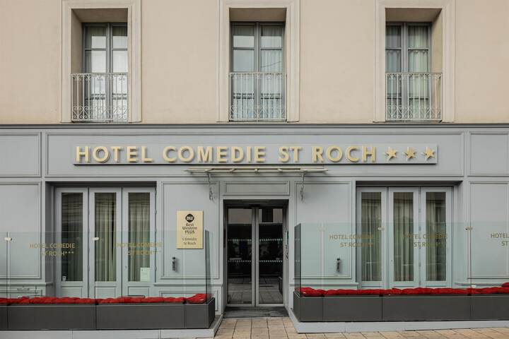 Hotel 74 of 77