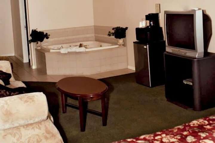 Standard | King Bed (2 of 4)