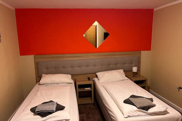 Room 9 of 51
