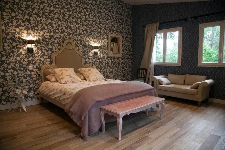 Room 2 of 14