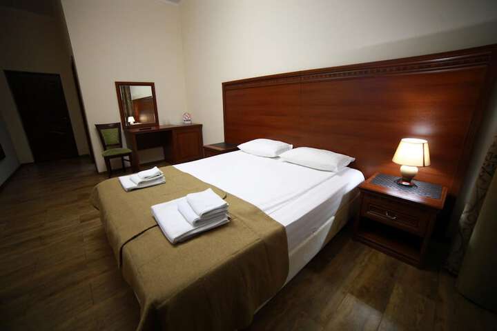 Room 38 of 60