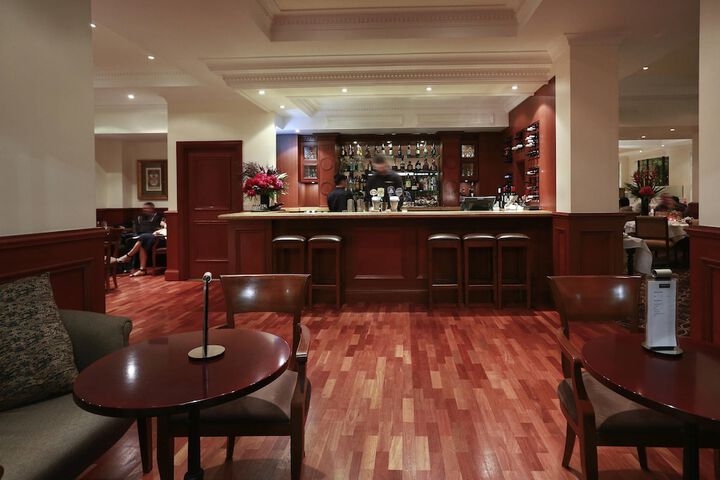 Lounge 97 of 138