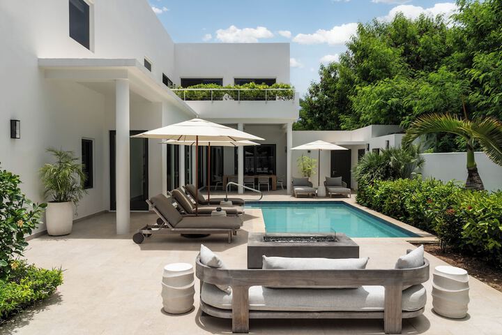 Pool 66 of 154