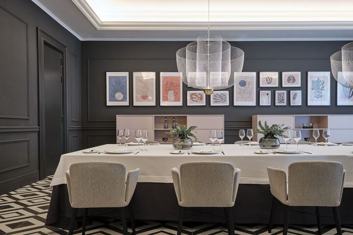 Dining 93 of 149