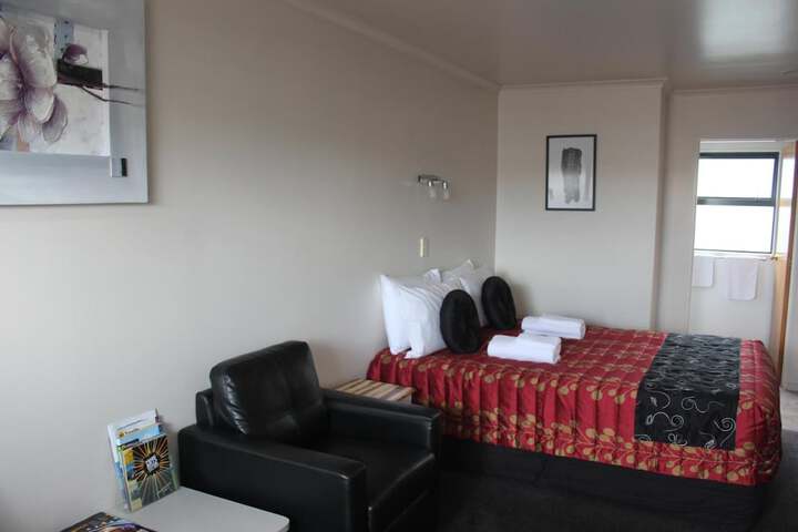 Room 15 of 51