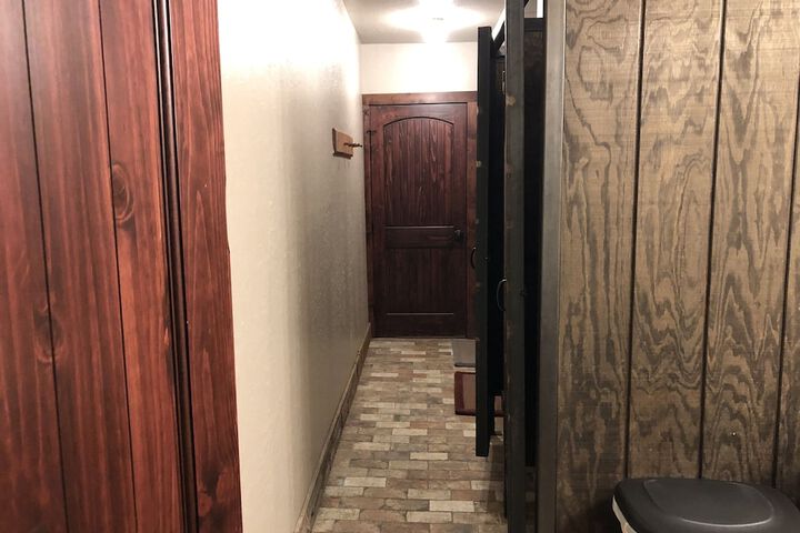 Room 58 of 68