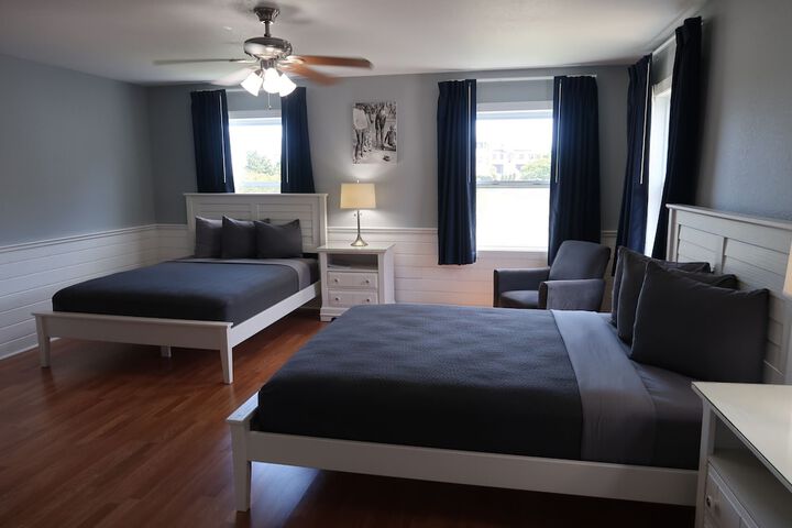 Room 8 of 65