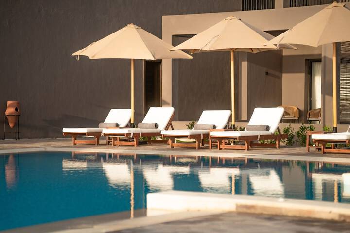 Pool 55 of 150