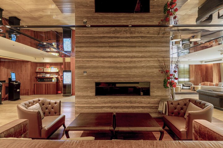 Hotel Interior 104 of 108