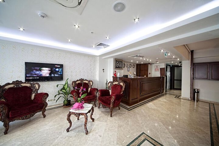 Guest Lobby