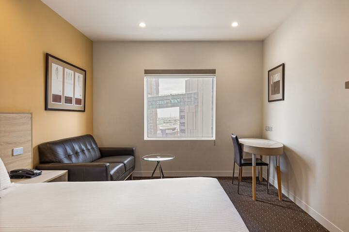 Room 14 of 44