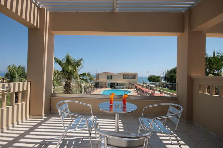 Terrace/Patio 76 of 78