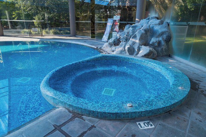 Pool 56 of 117