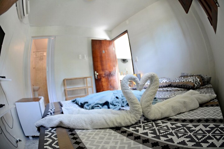 Room 2 of 68