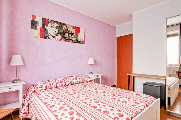Room 7 of 51