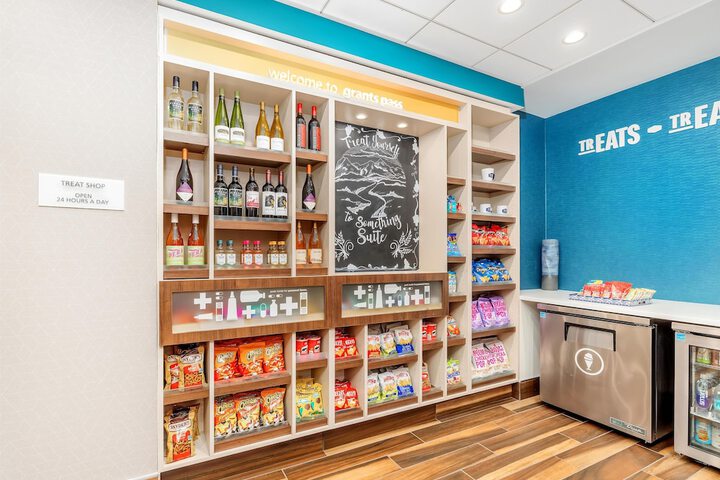 Snack bar