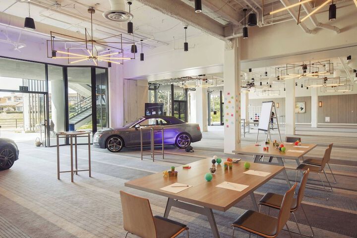 Meeting facility