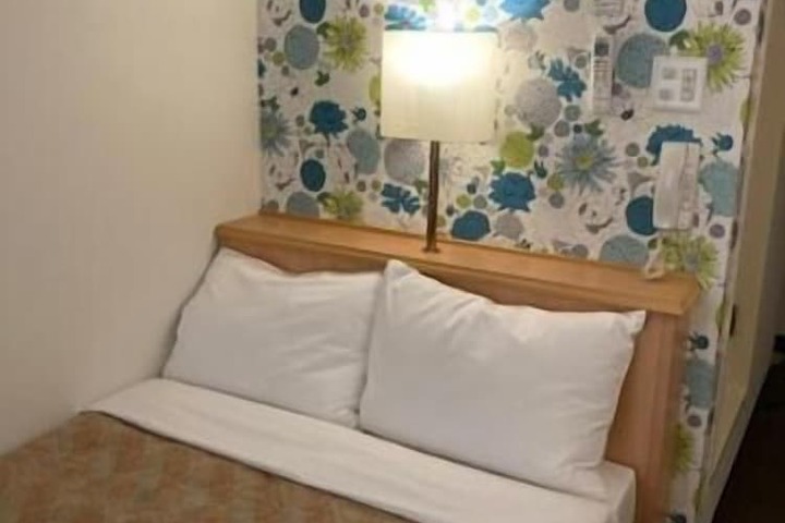 Room 14 of 56