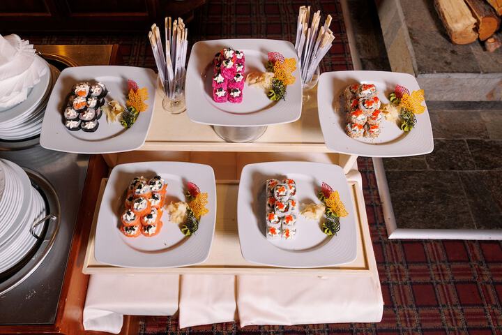 Dining 98 of 122
