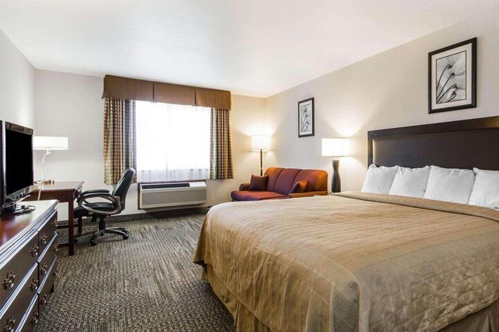 1 King Bed Upgrade (16 of 20)
