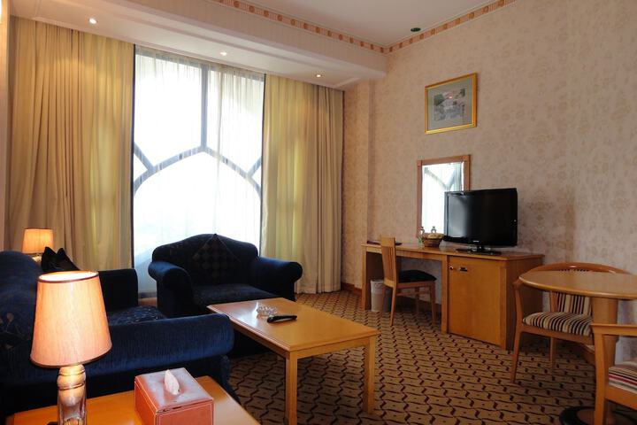 Room 44 of 71