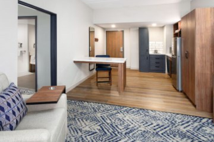 Room 14 of 39
