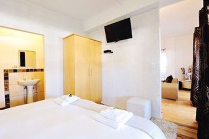 Room 21 of 40