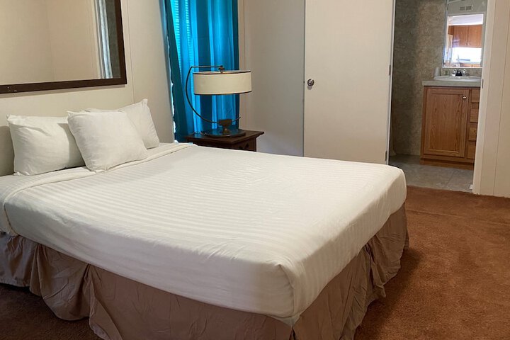 Room 16 of 116