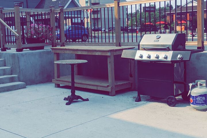 BBQ/picnic area