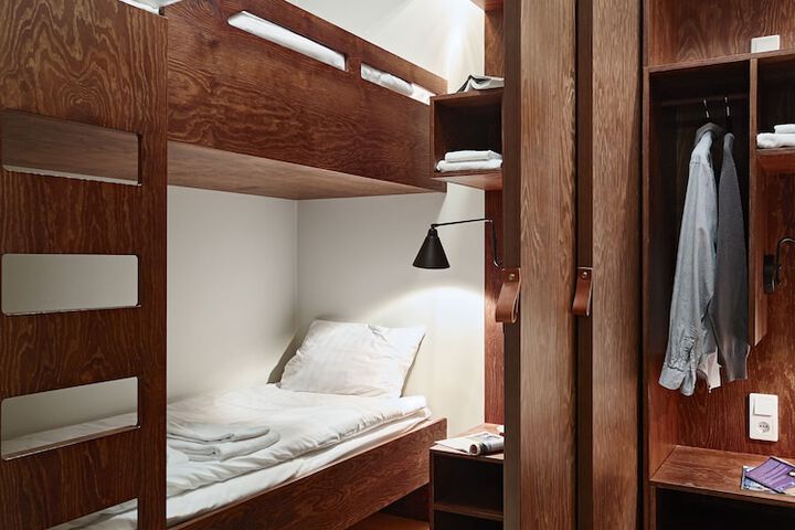 Room 3 of 36