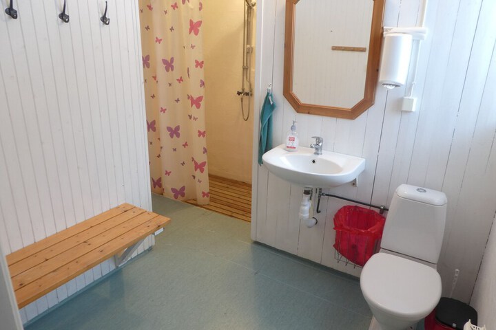 Room 30 of 73