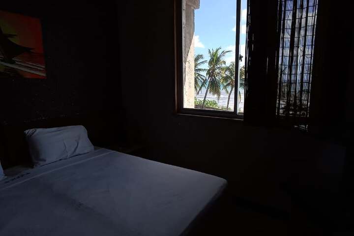 Room 21 of 52