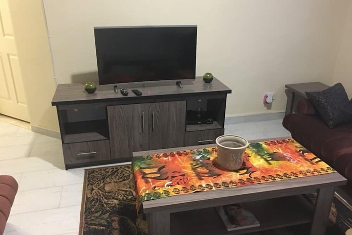 Room 4 of 11