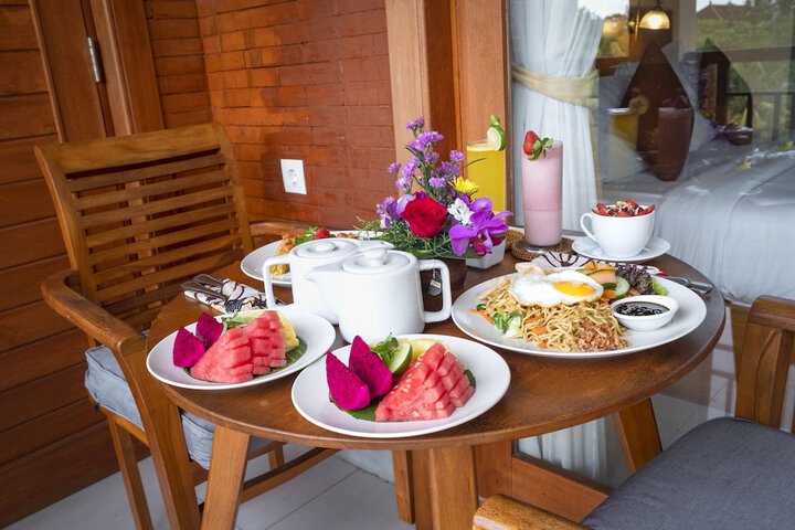 Breakfast/Coffee Service 16 of 22
