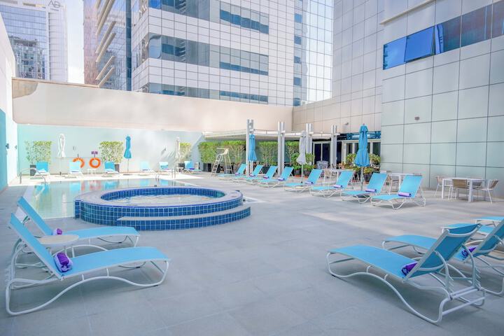 Hotel with Pool